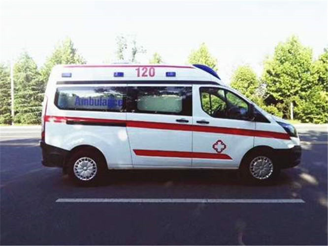 宏伟救护车出租服务案例6