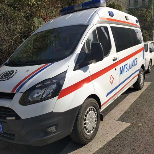 宏伟品质救护车出租,为您的健康出行负责